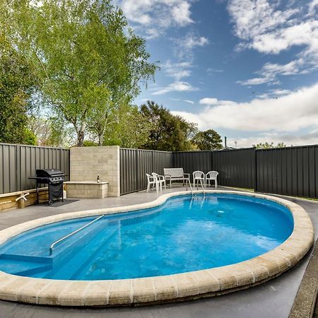 Belmont Pool Paradise - Havelock North Home Exterior photo